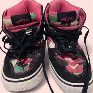 High-Top Floral Print Women's Sneakers - Pink/Black